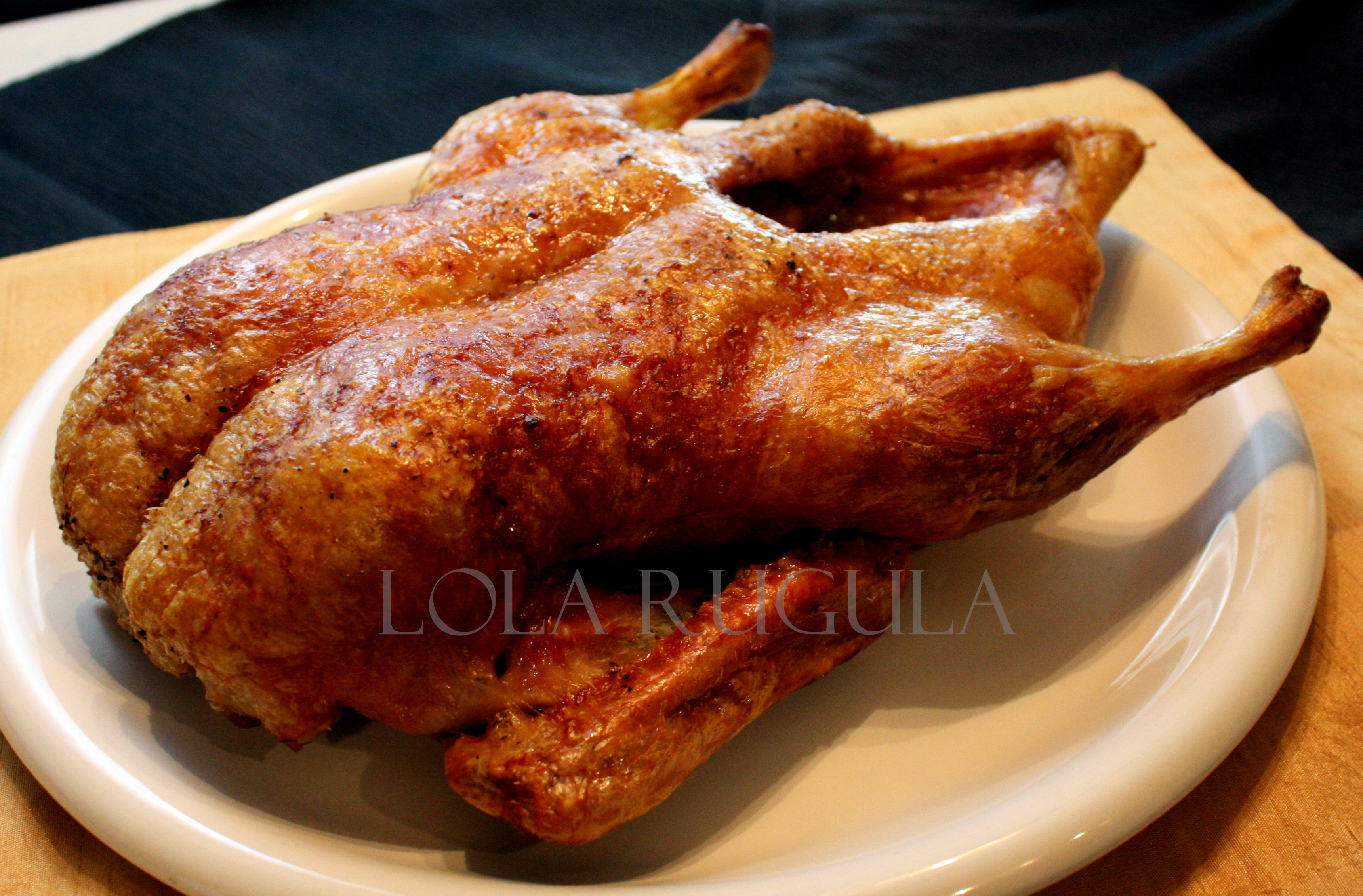 http://lolarugula.com/wp-content/uploads/2013/12/whole-roast-crispy-duck-recipe-lola-rugula.jpg?w=625